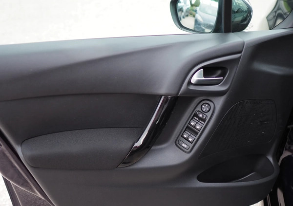 Citroen C3 cena 24900 przebieg: 140000, rok produkcji 2014 z Trzciel małe 497